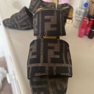 Fendi sandals size 8 good for summer.